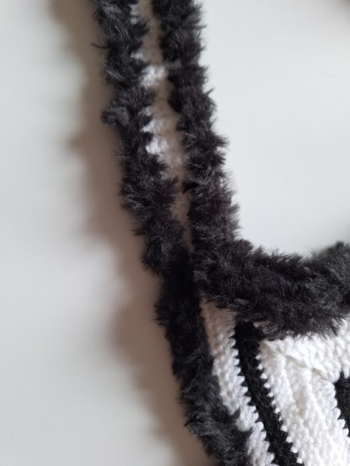 Gehaakte tas 'Black & white star'