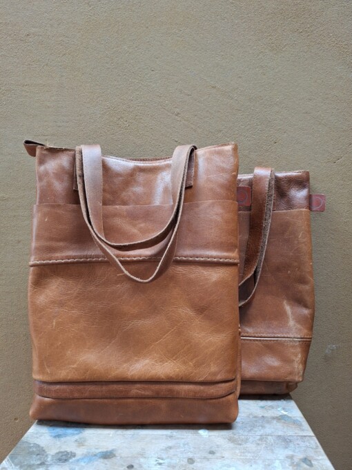 'Bag That Carries Stories' tas medium