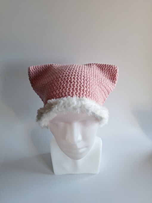 Gehaakte muts met imitatiebont 'Pink & white'