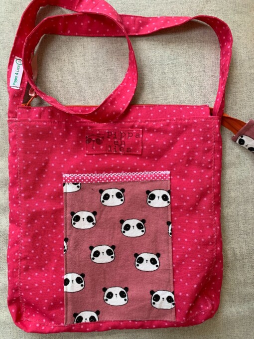 Roze tas met panda voering