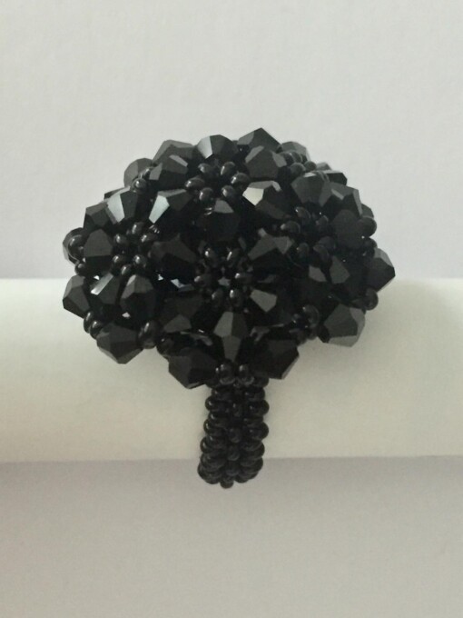 Bloemenmand ring - Zwart