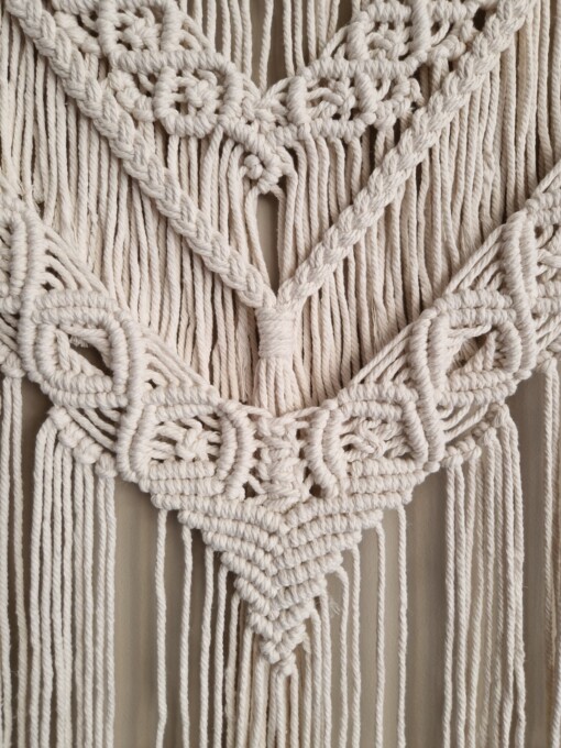 Handgemaakte boho macrame muurhanger
