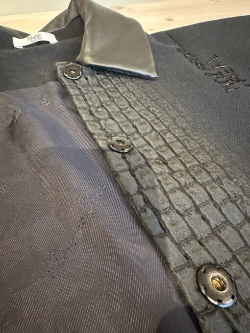 Statement Piece - Bomberjas