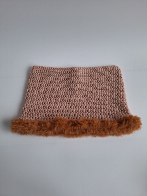 Gehaakte muts met imitatiebont 'Dusty pink & brown'