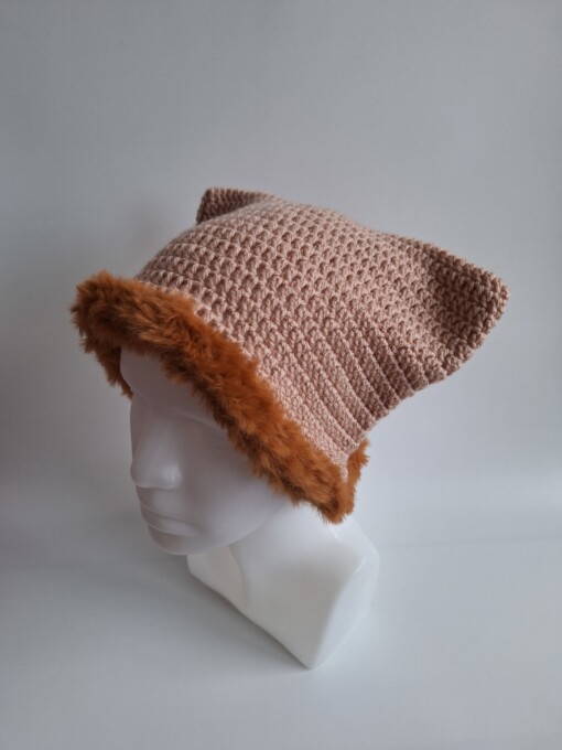Gehaakte muts met imitatiebont 'Dusty pink & brown'