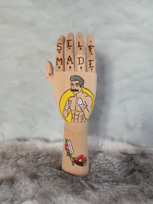 kunst houten Tattoo hand boks man