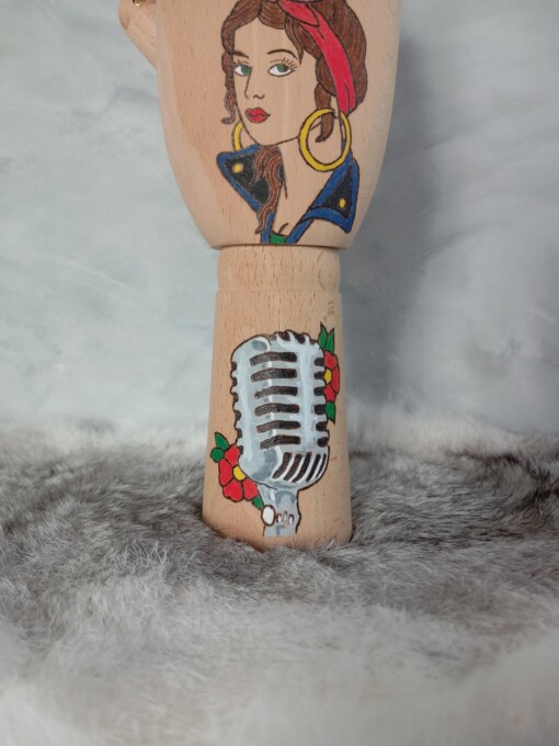 Kunst houten Tattoo hand rock and roll