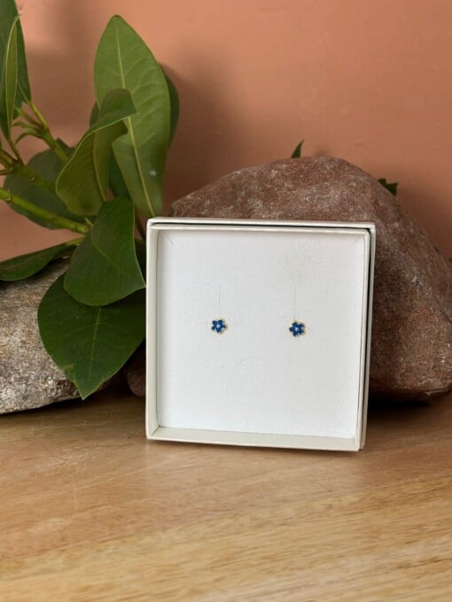 925 zilveren Flora studs in blauw