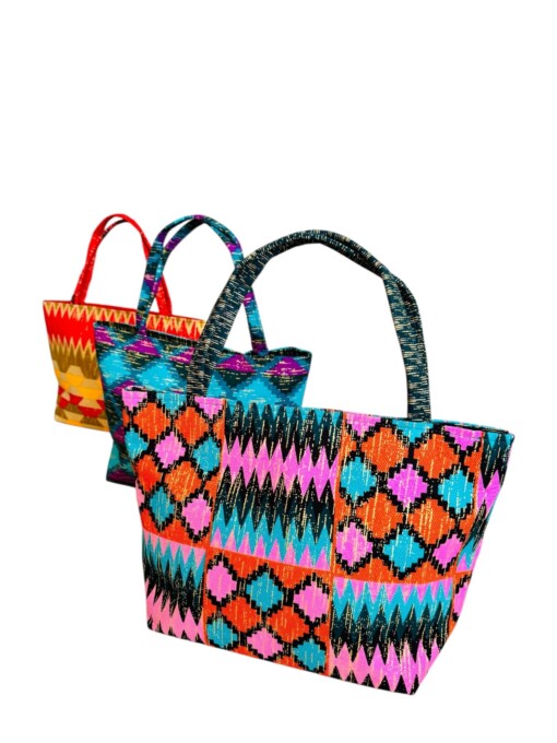 Azare Tas Roze
