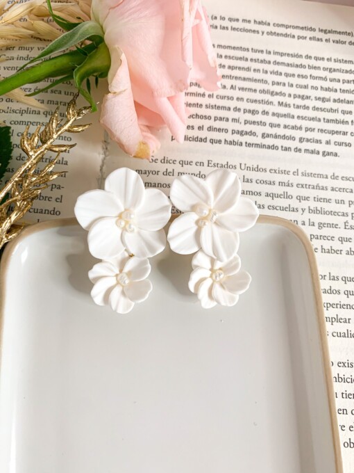 Cay- Dubbele bloemen bruids oorbellen met parels