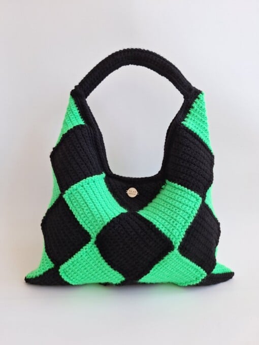 Gehaakte checker handtas 'Zwart en neon groen'