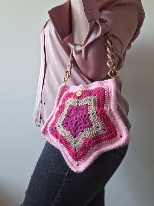 Gehaakte tas 'Pink star'