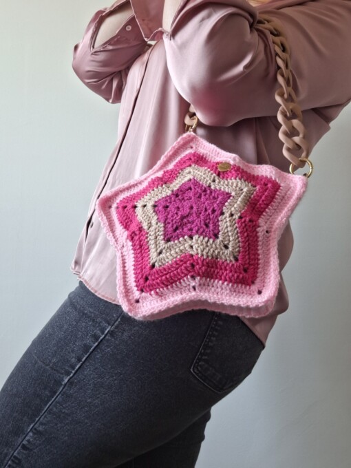Gehaakte tas 'Pink star'
