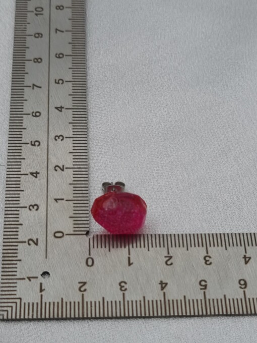 Handgemaakte epoxy oorstekers 'kiezel' - roze