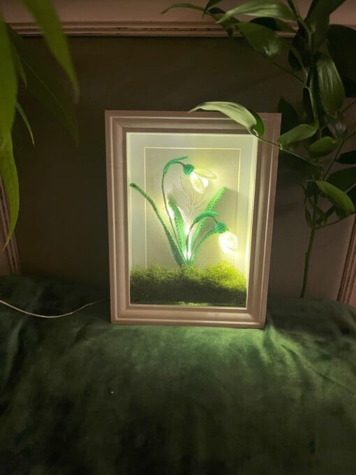 Handgemaakte Haak Sneeuwkloklamp – Stralende Bloemen in een Lijst-Tuin
