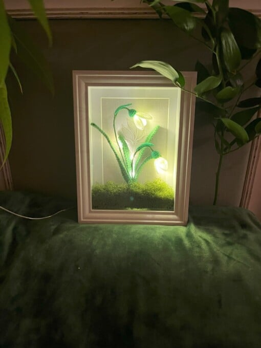Handgemaakte Haak Sneeuwkloklamp – Stralende Bloemen in een Lijst-Tuin