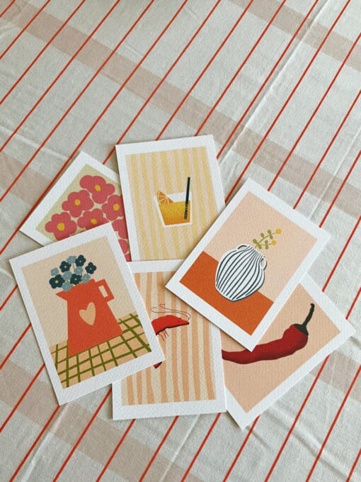 Kan met blauwe bloemen kunstkaart - liefdevol boeket illustratie | A6 print 10x15 cm