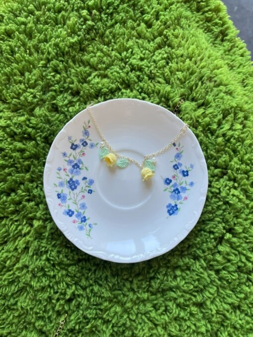 Micro Gehaakte Lelietjes-van-Dalen Armband
