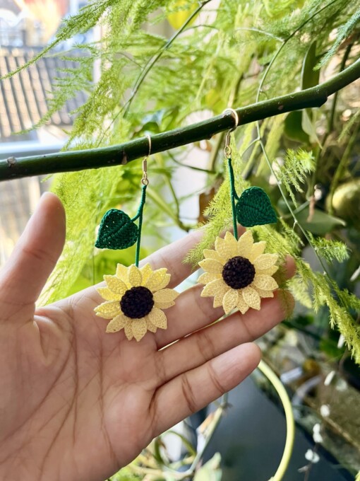 Micro Gehaakte zonnebloem Oorbellen