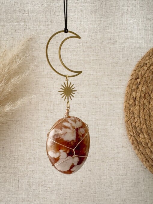 Handgemaakte decoratieve hanger met bloemagaat: voor rust, groei en zachte energie in huis