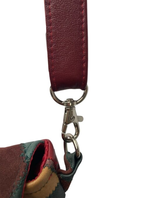 Vintage patchwork leren tas met klepsluiting –  Een karaktervolle tas die vintage flair en duurzaamheid moeiteloos combineert. handgemaakt & duurzaam