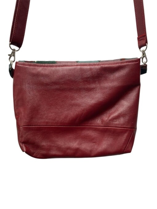 Vintage patchwork leren tas met klepsluiting –  Een karaktervolle tas die vintage flair en duurzaamheid moeiteloos combineert. handgemaakt & duurzaam