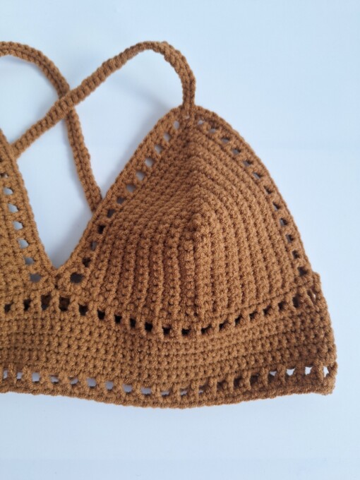 Gehaakt topje 'Boho top caramel'