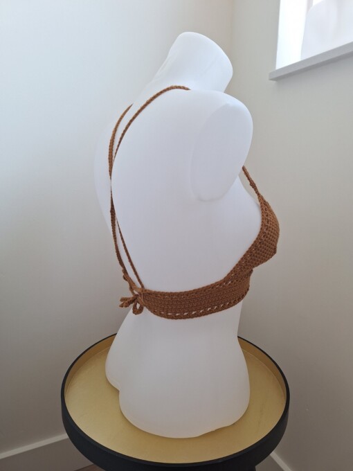 Gehaakt topje 'Boho top caramel'