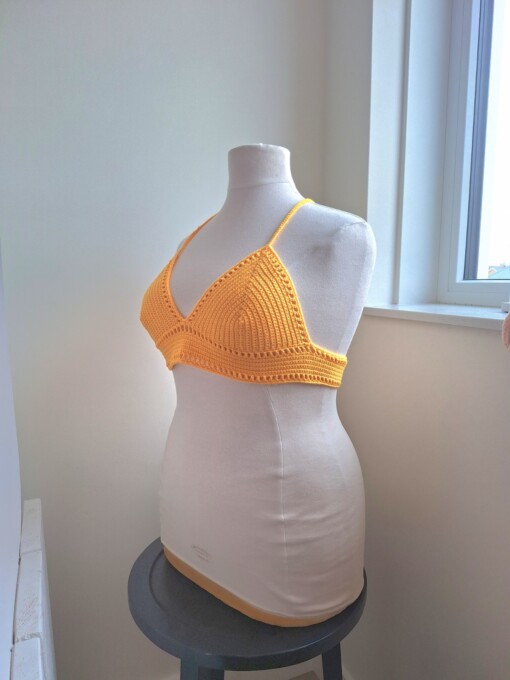 Gehaakt topje 'Boho top geel'