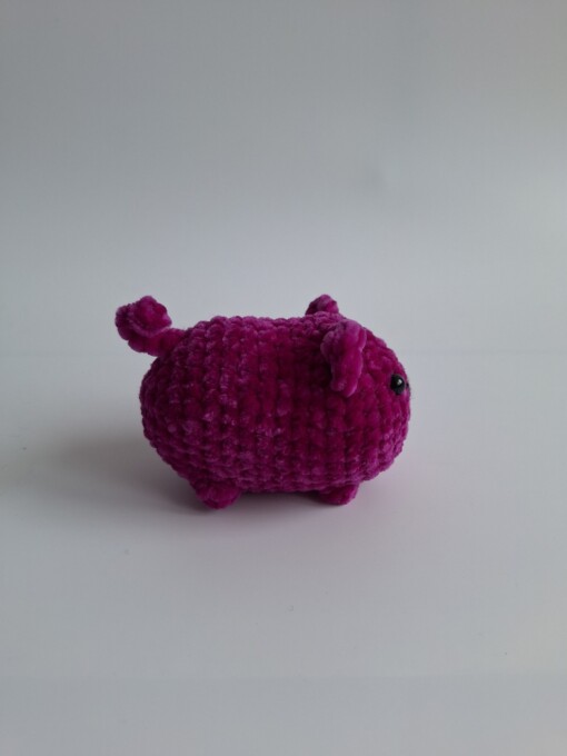 Gehaakte knuffel 'Magenta kat'