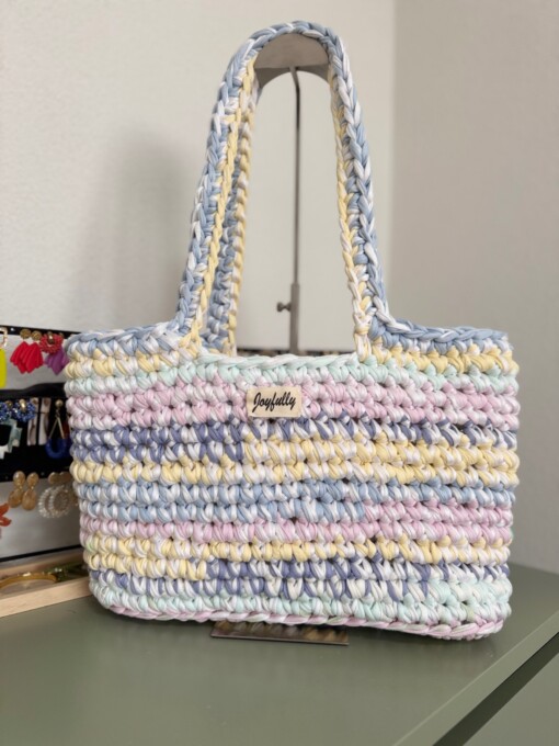 Joyfully – Duurzame Shopper in Zachte Pasteltinten