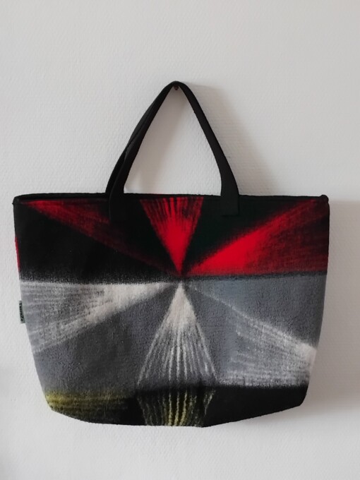 Shopper van een vintage deken.