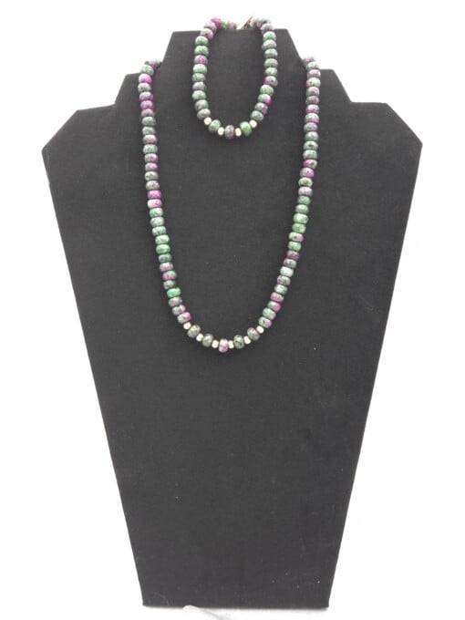Zoisiet Ketting