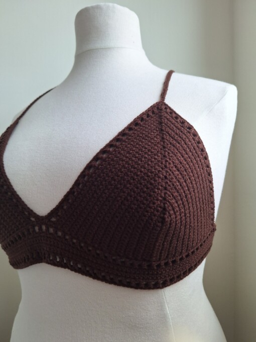 Gehaakt topje 'Boho top koffie'