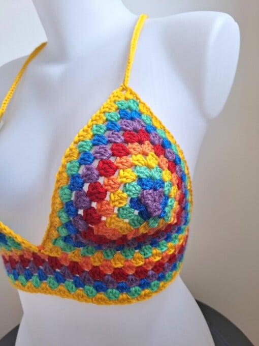 Gehaakt topje 'Pride regenboog vlag ||'