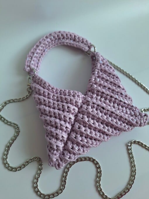 Gehaakte crossbody tas 'Metallic lila'
