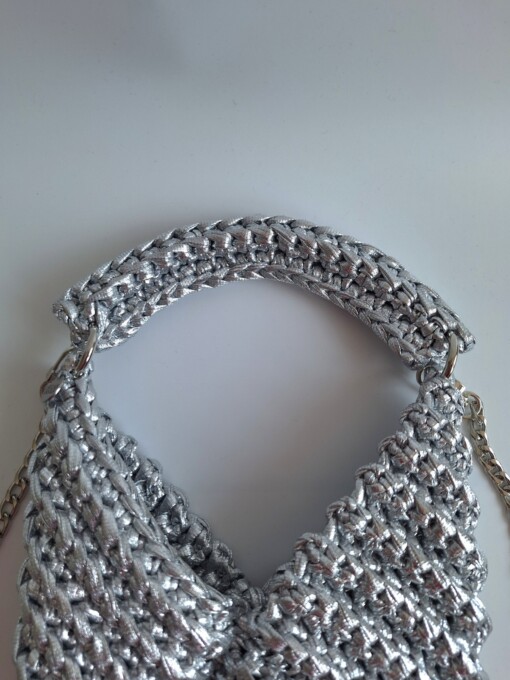 Gehaakte crossbody tas 'Metallic zilver'