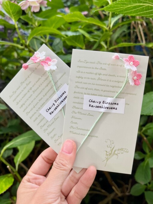 Micro Gehaakte kersenbloesems Boekenleggers