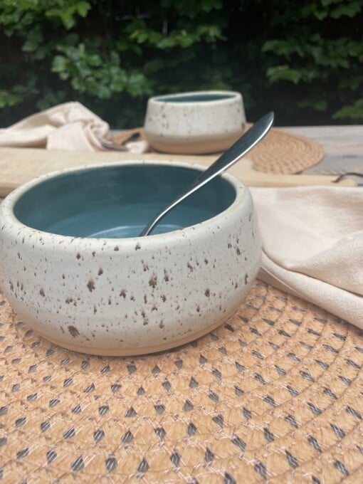 Ontbijtbowls / ramenbowls turquoise wit spikkel