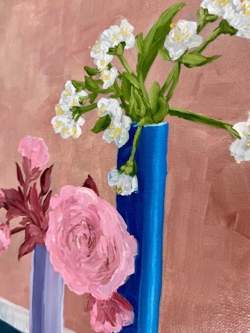 Schilderij "Random houseware + flowers" - origineel kunstwerk van olieverf