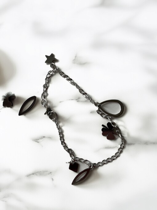 bedelarmband zilverkleurig