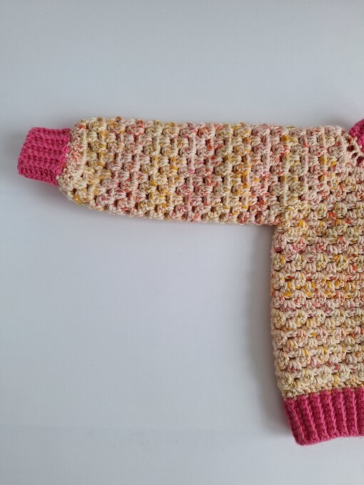 Gehaakt baby vestje | Roze en oranje gemêleerd