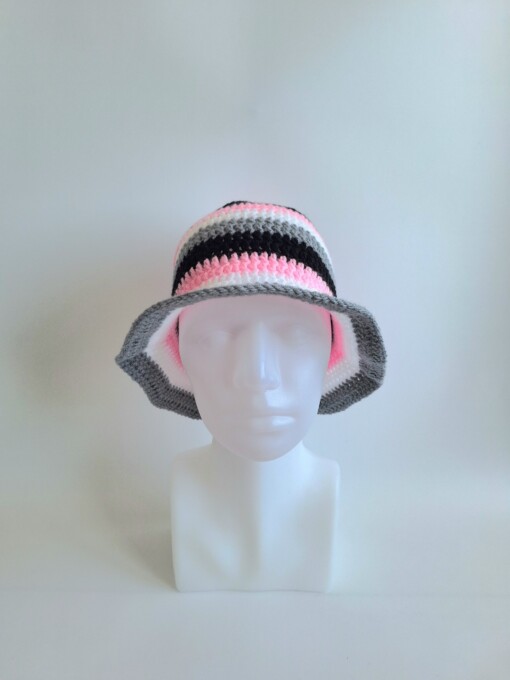 Gehaakte bucket hat | Roze, wit, grijs en zwart