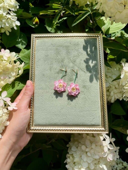 Micro Gehaakte Lotus Oorbellen
