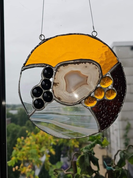 .SOIL,EARTH Natuurlijk agaat verwerkt in Glas in lood/ Tiffany in bruinen