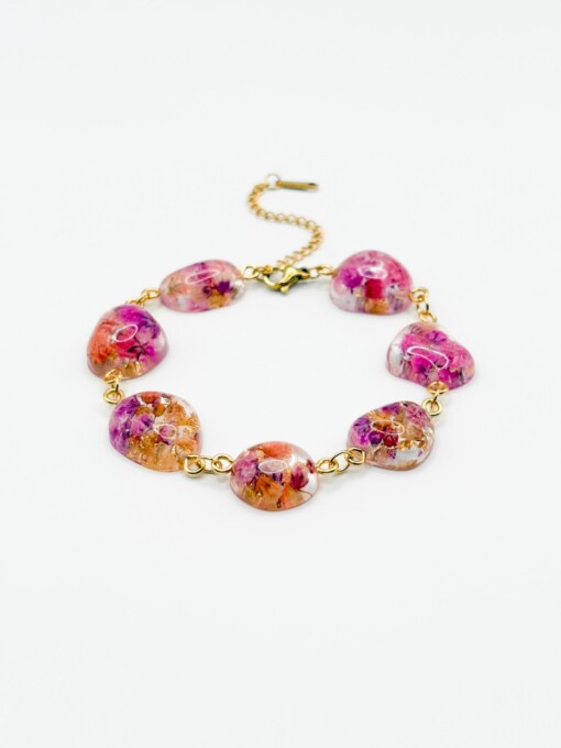 Armband met Stenen Gevuld met Echte Bloemen uit Utrecht (The Blossom Chapter)