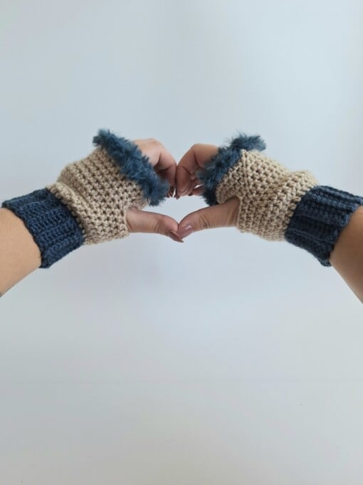Gehaakte handschoenen - gehaakte vingerloze handschoenen | Beige en denimblauw