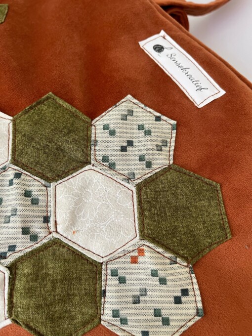 HexaSeasons suede