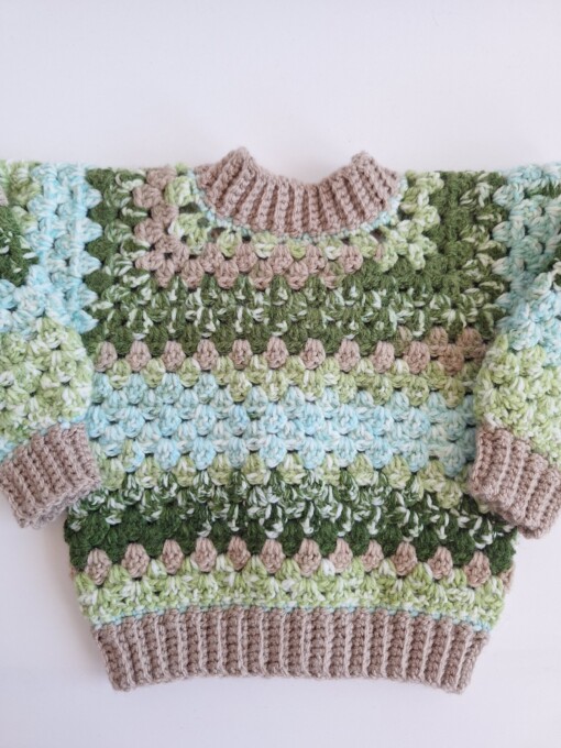 Gehaakt baby vestje | Beige, Blauw en groen camo