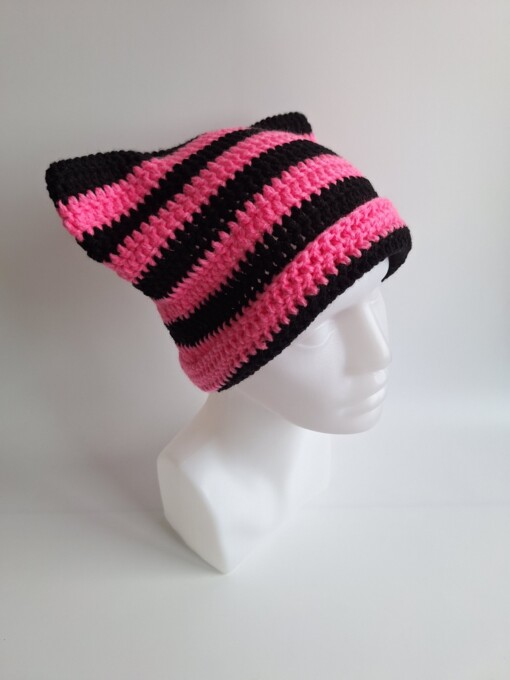 Gehaakte muts | Zwart en neon roze